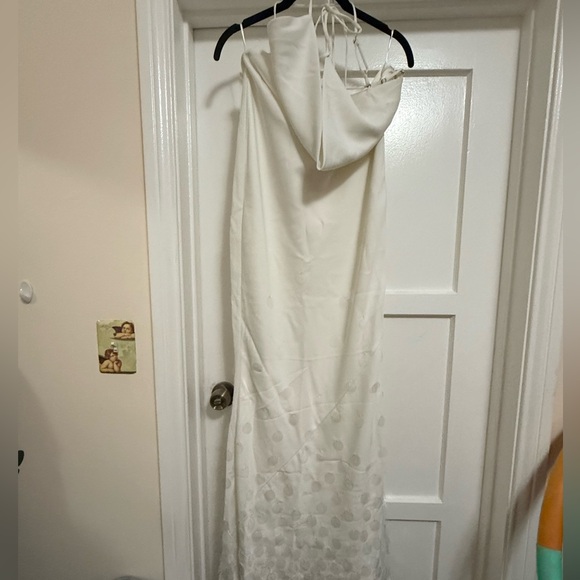 Oh Polly White Magnolia Maxi dress - Picture 4 of 5